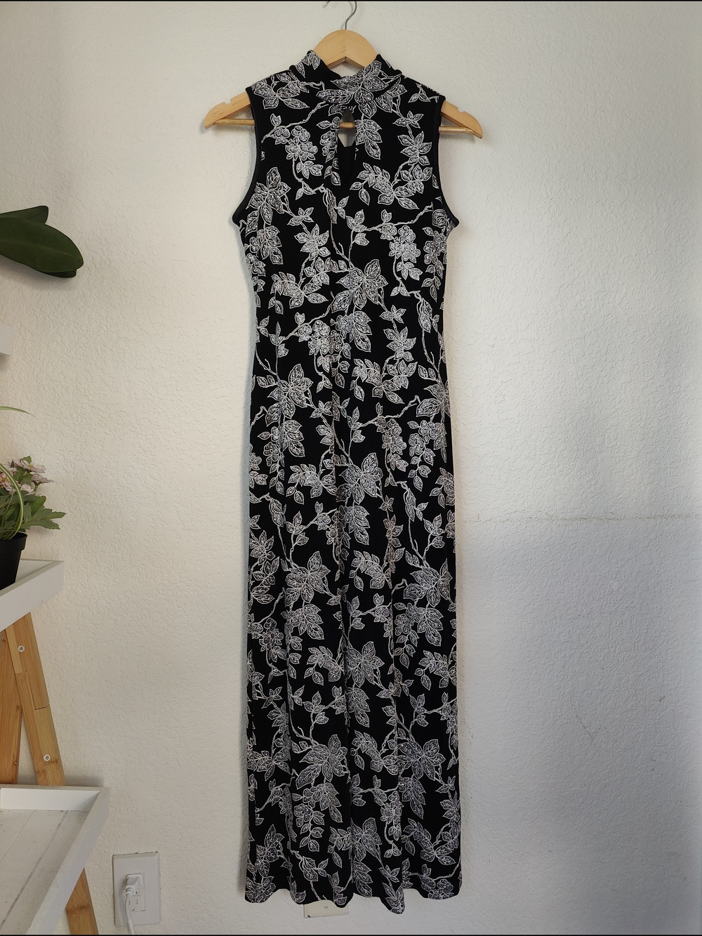 Ronni Nicole Petite by Ouida Black Floral Maxi Dress 6P